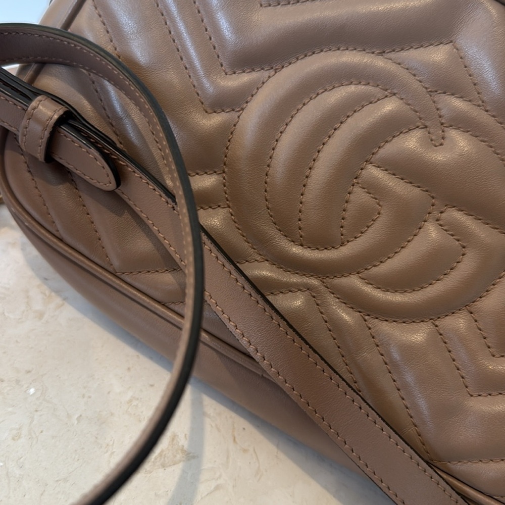 Gucci crossbody GG Marmout Camera Bag - Picture 5 of 5